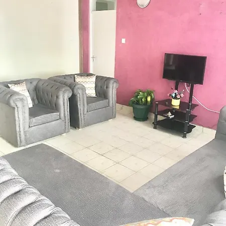 Bandari Apartment Момбаса Экстерьер фото